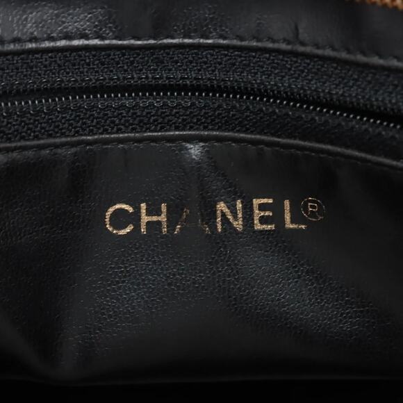 Chanel V Stitch Lambskin Handbag 1960255 - Picture 10 of 14